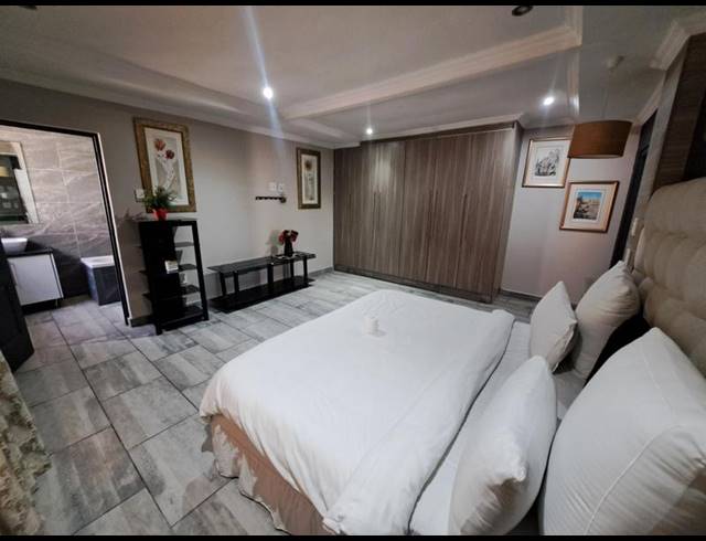 3 BEDROOM PROPERTY TO RENT IN MUCKLENEUK